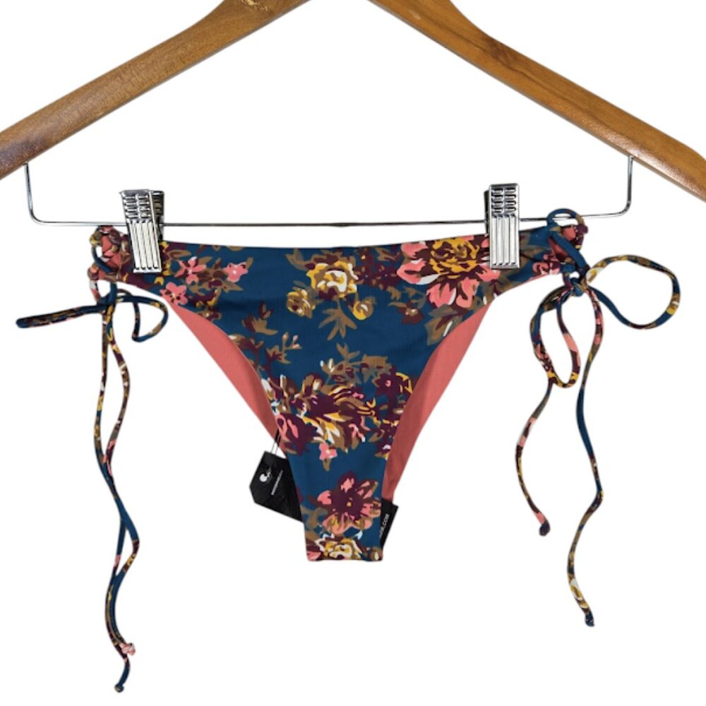 TAVIK Cassis Reversible Tie Side Bikini Bottoms Terrace Floral Size M NWT